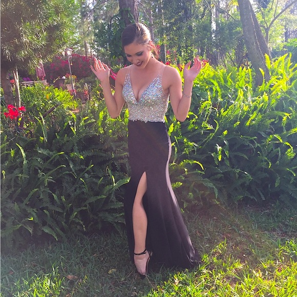 JVN by Jovani, Size 2, Black, Beaded Bodice Full Length Formal/Prom Dress - Picture 3 of 8